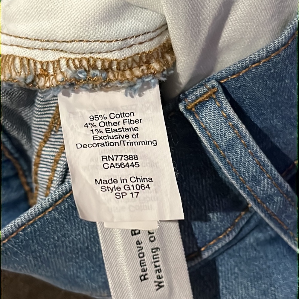 Madewell High Rise Button-Fly Denim Shorts - Size 24 - Picture 10 of 11